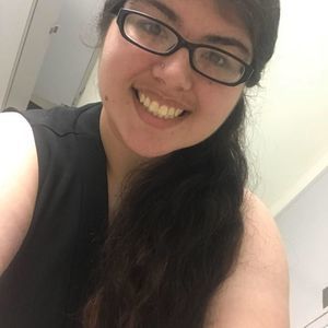 Meet your Posher, Selena